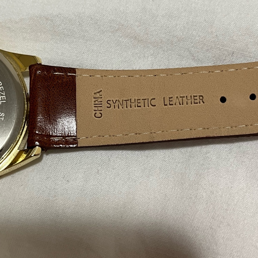 Brown Leather Strap Watch - Picture 4 of 4